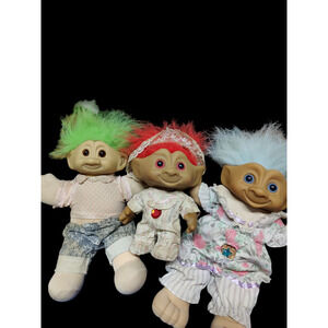 Bundle of 3 Vintage Troll dolls